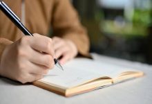 آیا نوشتن با قلم و کاغذ روند یادگیری را بهتر می‌کند؟