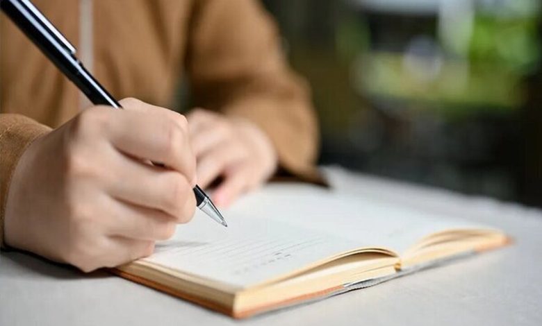 آیا نوشتن با قلم و کاغذ روند یادگیری را بهتر میکند؟
