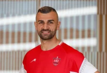 سرمربی پرسپولیس به مهاجم خارجی هشدار داد ؛ تمرکز یا جدایی؟