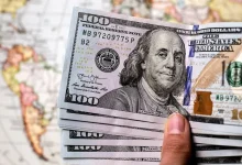 بررسی نوسانات دلار در هفته آخر تیرماه + عکس