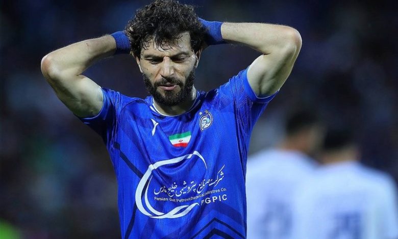 شماره یک استقلال در هالهای از ابهام؛ رقابت گلرها داغ شد