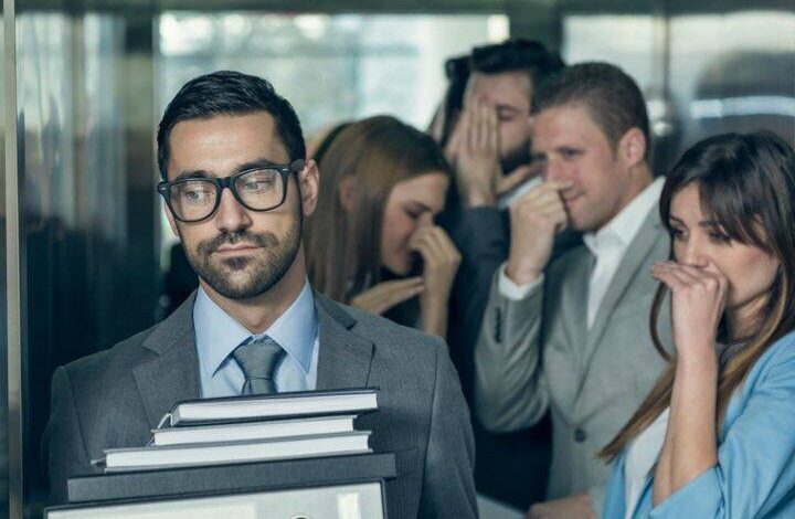 بدنتان بوی بد میدهد؟ این ۳ ویتامین نجاتبخش شما هستند