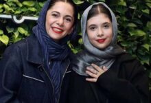نفس بازغی در کنار مادرش