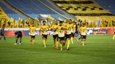 سپاهان و پیکان