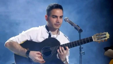 محسن یگانه