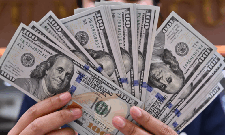 آخرین قیمت دلار و یورو دوشنبه ۳ آذر