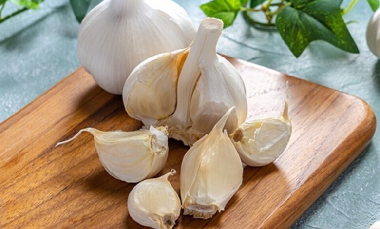 آیا مصرف سیر خام ناشتا در کاهش وزن مؤثر است؟