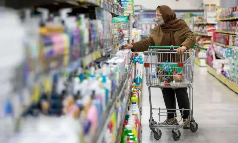 اقتصاددان: خط فقر واقعی بیش از ۵۰ میلیون تومان است