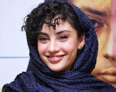 ترلان پروانه خواهردار شد