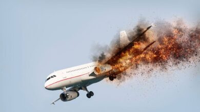 سقوط هواپیما