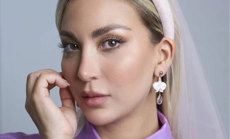 مینا مختاری