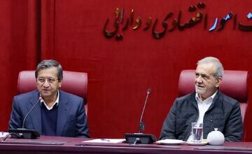 پزشکیان، حکم تازه‌ای برای همتی صادر کرد