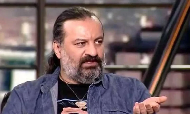 جشن تولد ۵۵ سالگی مهراب قاسمخانی با نوشتهای تأثیرگذار