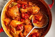 خورشت مرغ و گوجه